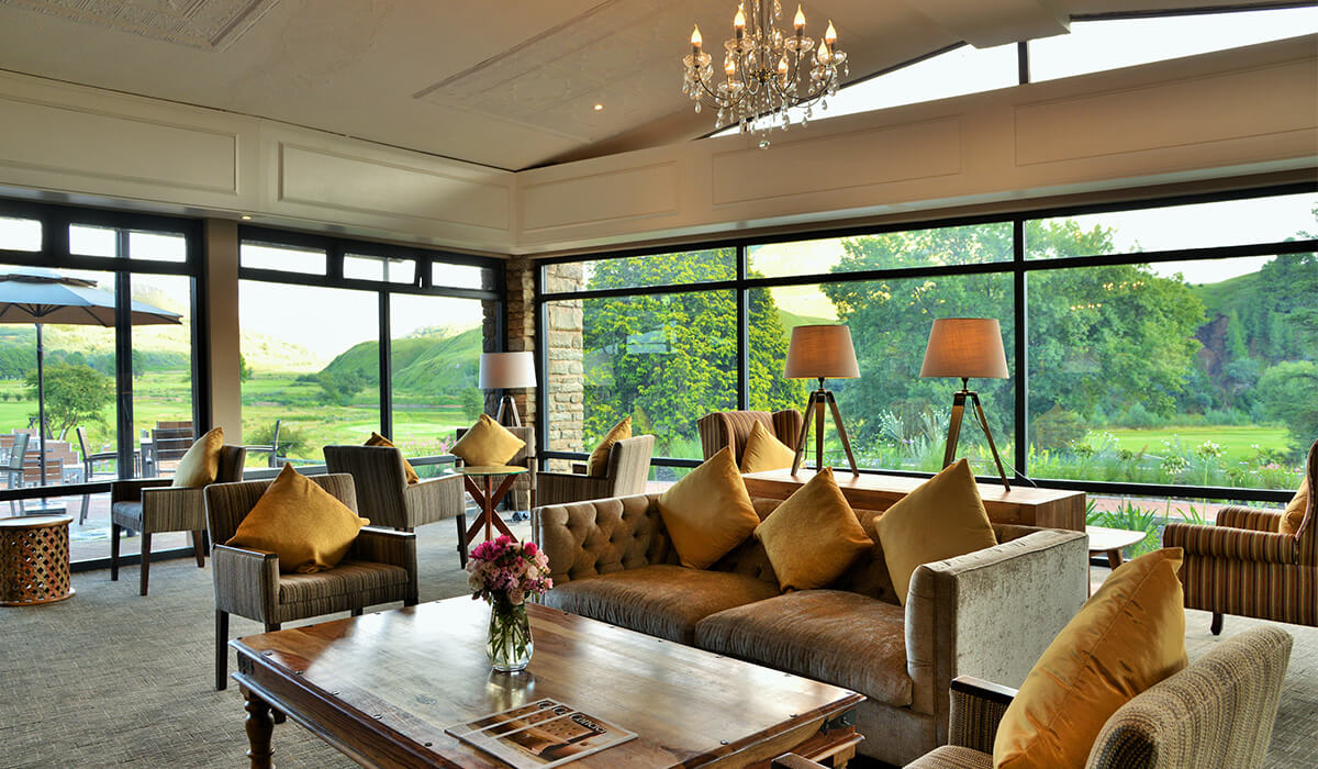 Premier Resort Sani Pass - Lounge Area